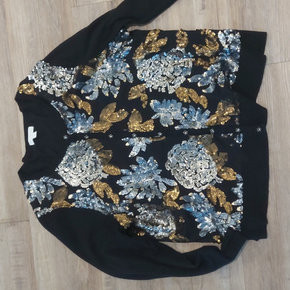 Charter Clubs Floral sequin Cardigan. - Picture 2 of 5